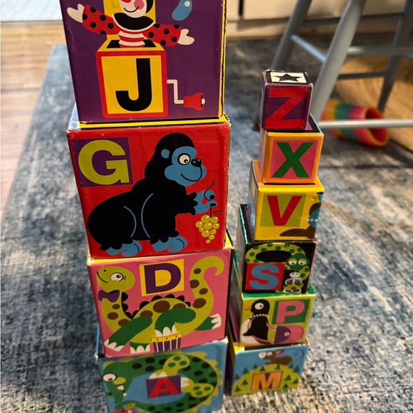 Melissa & Doug Colorful Stacking Blocks - Picture 5 of 7